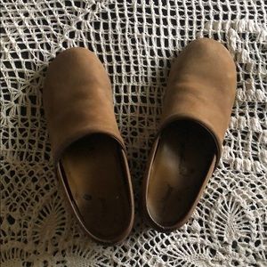 L.L. Bean Tan Suede Clogs